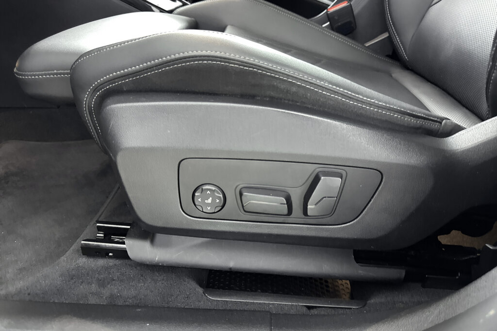 BMW X2 23