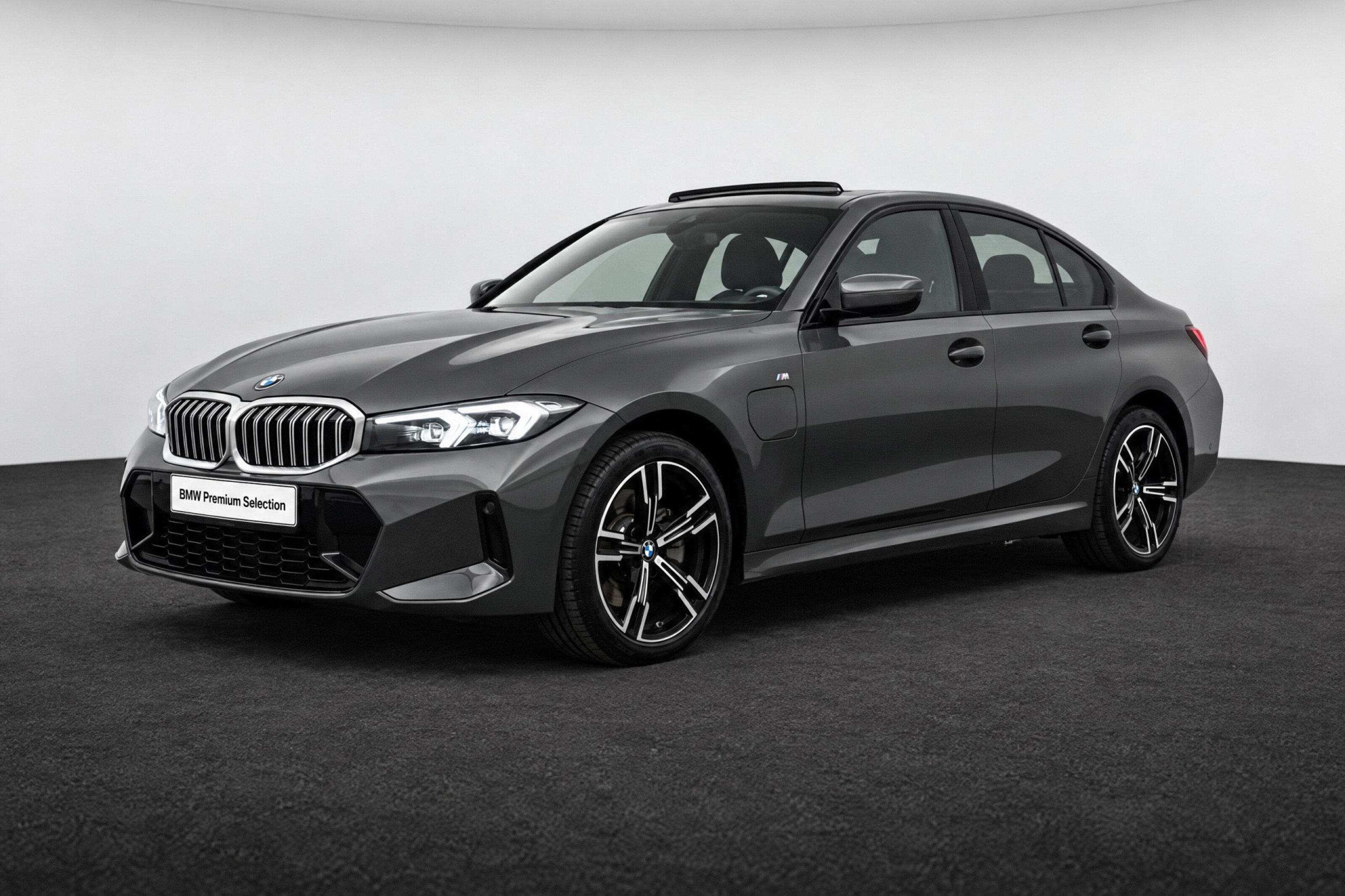 BMW 3 Serie 330e M Sport Automaat