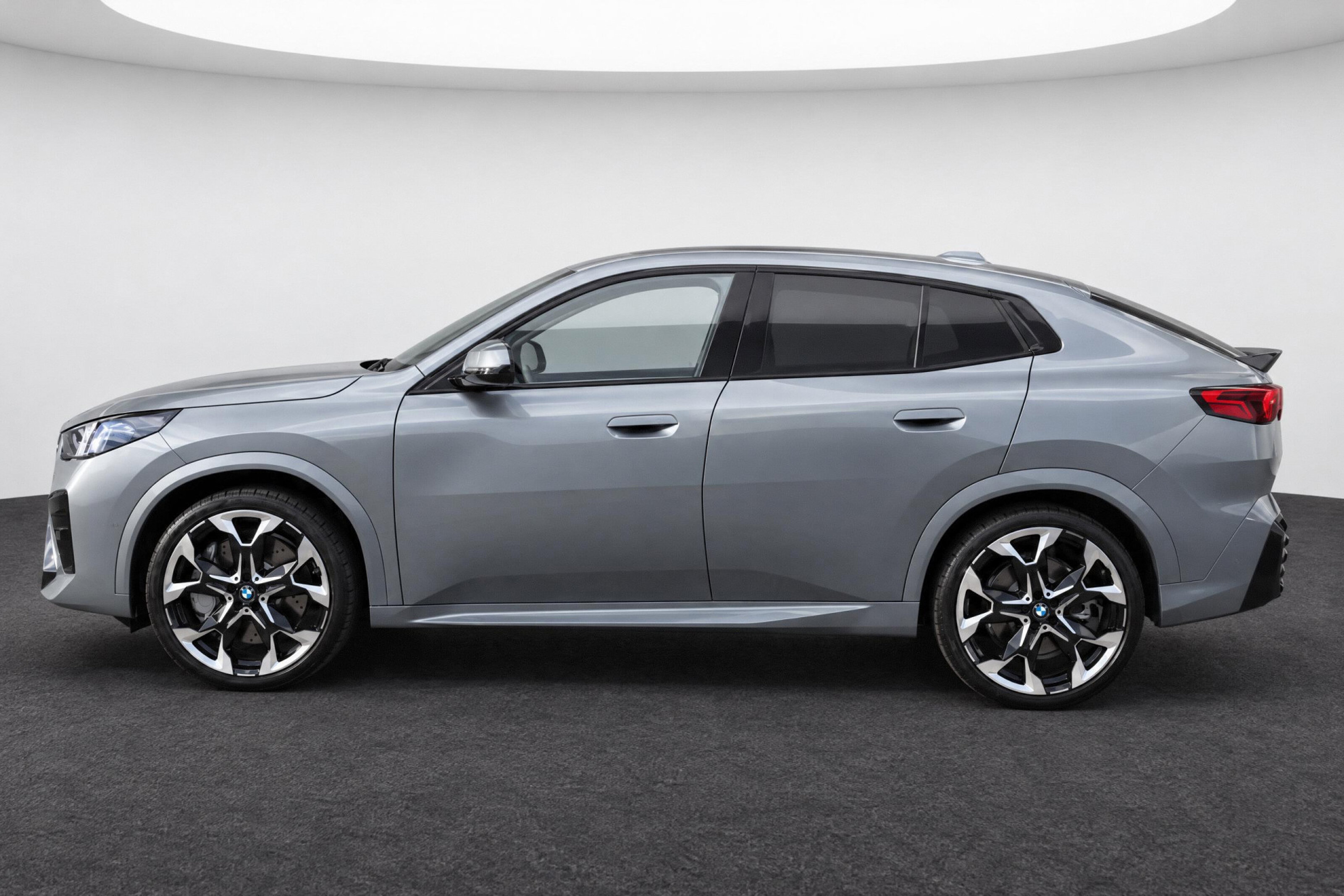 BMW X2 8