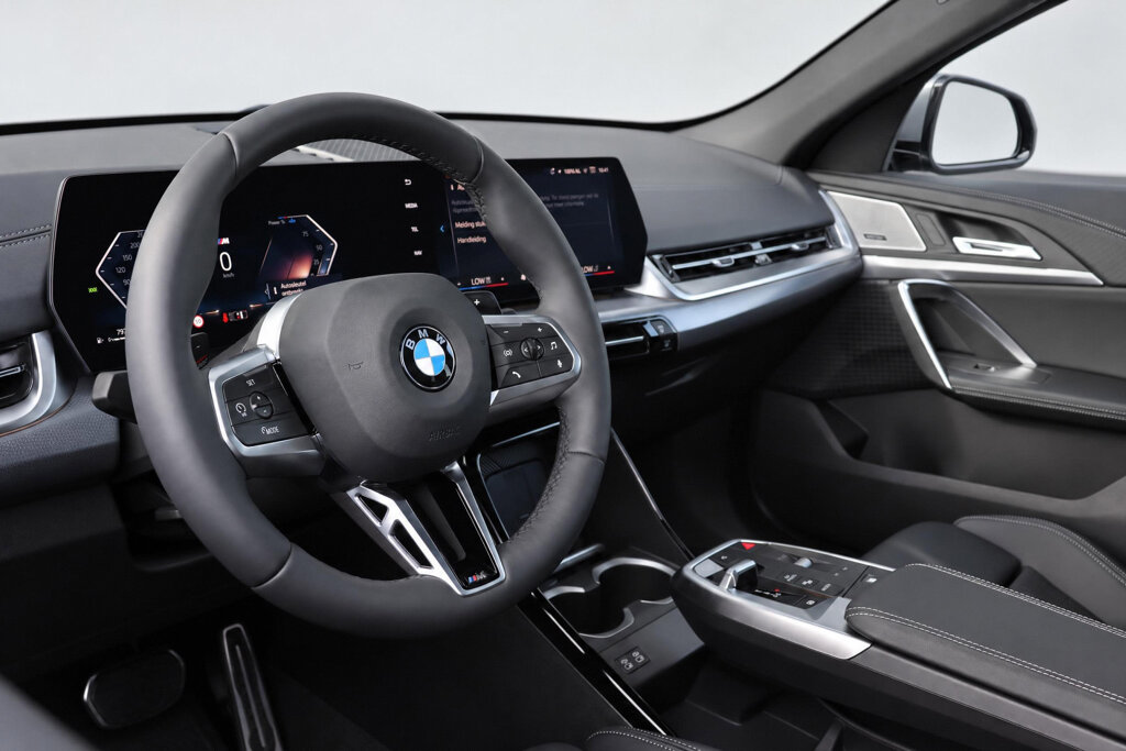 BMW X2 11