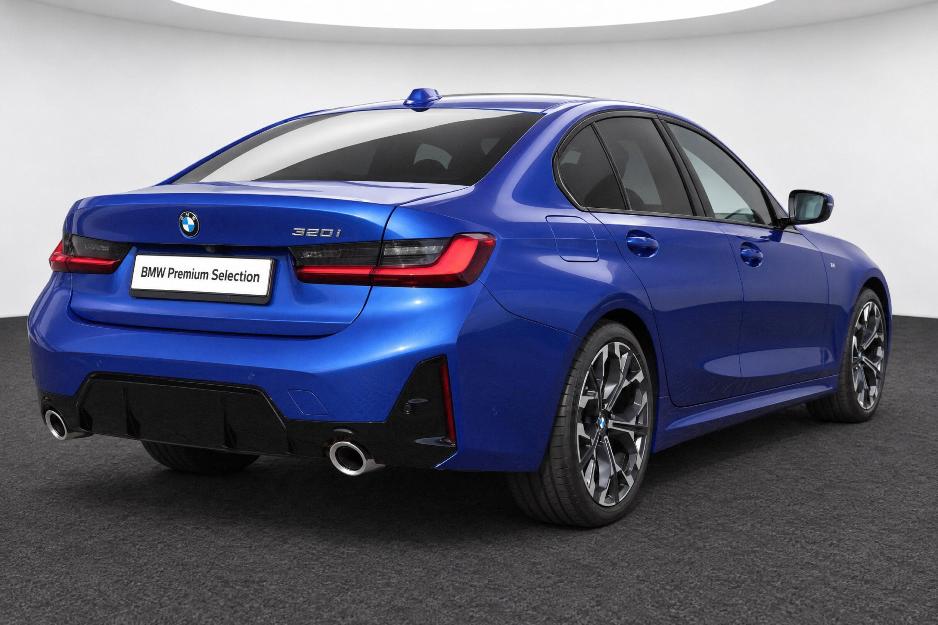 BMW 3 Serie 320i M Sport Automaat