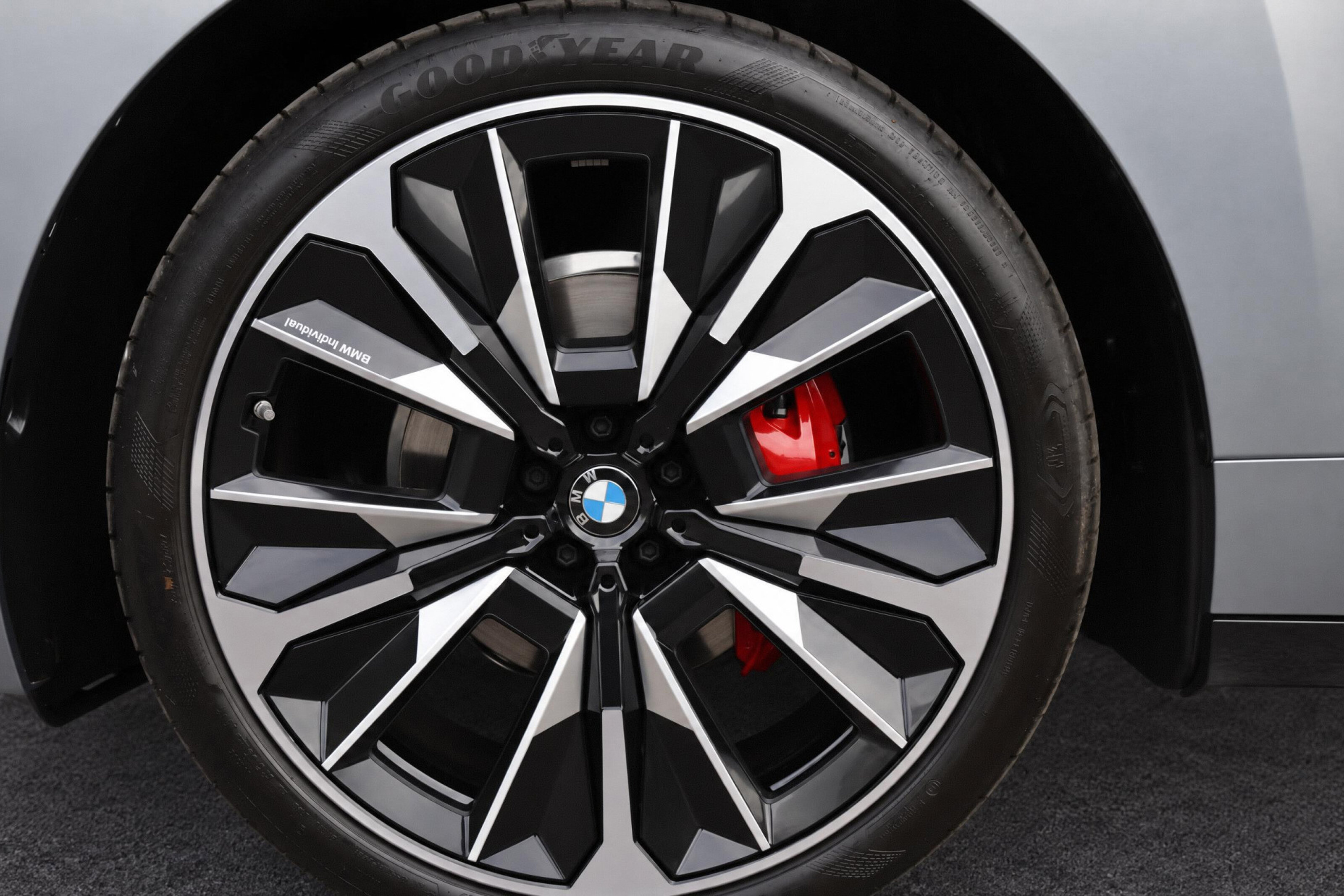 BMW iX xDrive60 M Sport