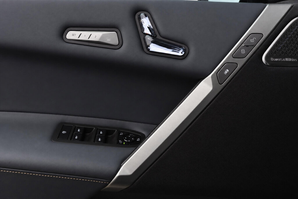 BMW iX 15