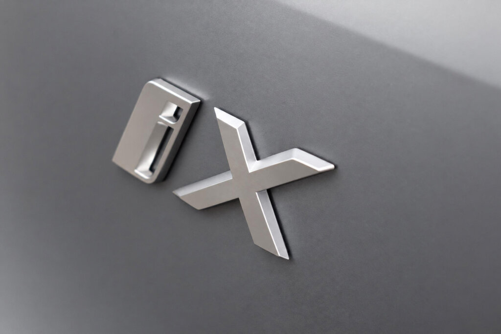 BMW iX 27