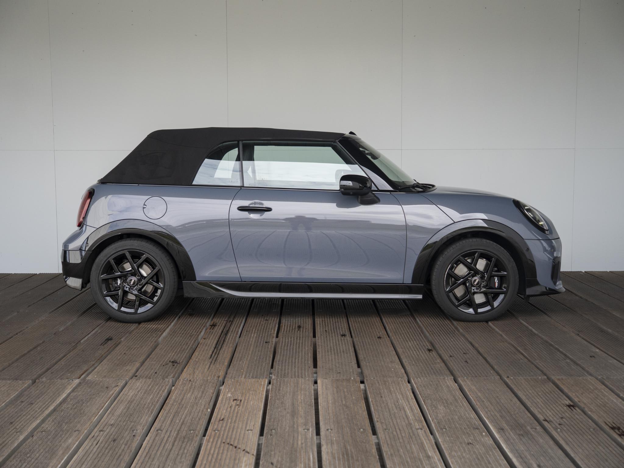 MINI Cabrio
