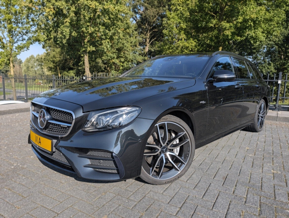 Mercedes-Benz E-Klasse 53 AMG Premium Plus AMG 4matic+ | 457PK | El. trekhaak | Pano | Widescreen | Distronic | Luchtvering | Memory