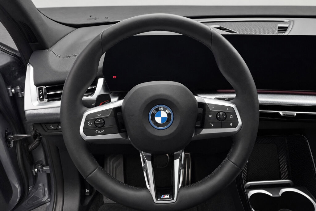 BMW iX2 8