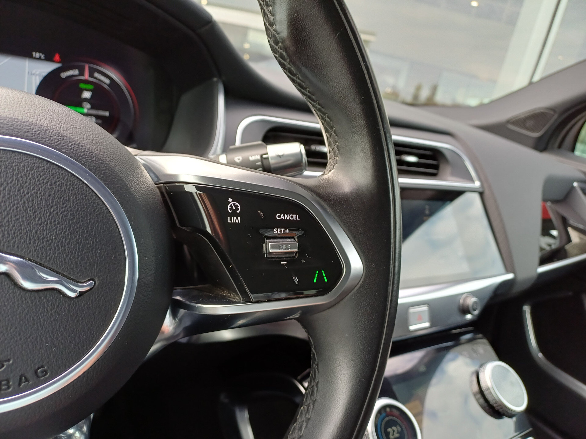 Jaguar I-PACE EV320 S 90 kWh - Afbeelding 3
