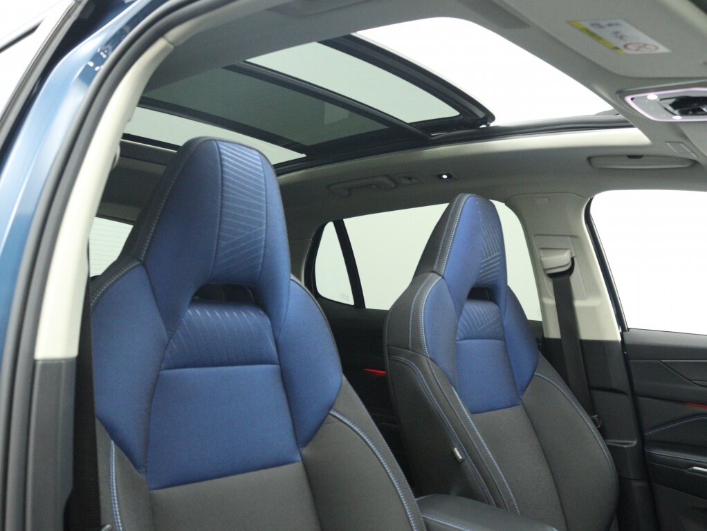 Lynk & Co 01 1.5 PHEV 261 PK | 360 graden camera | Panoramadak | Navigatie - Afbeelding 3