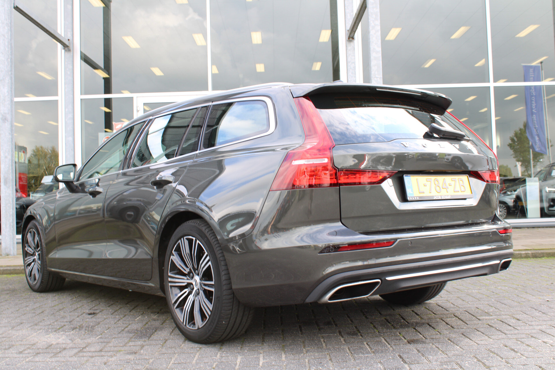 Volvo V60 B3 164PK Automaat Inscription - Afbeelding 3