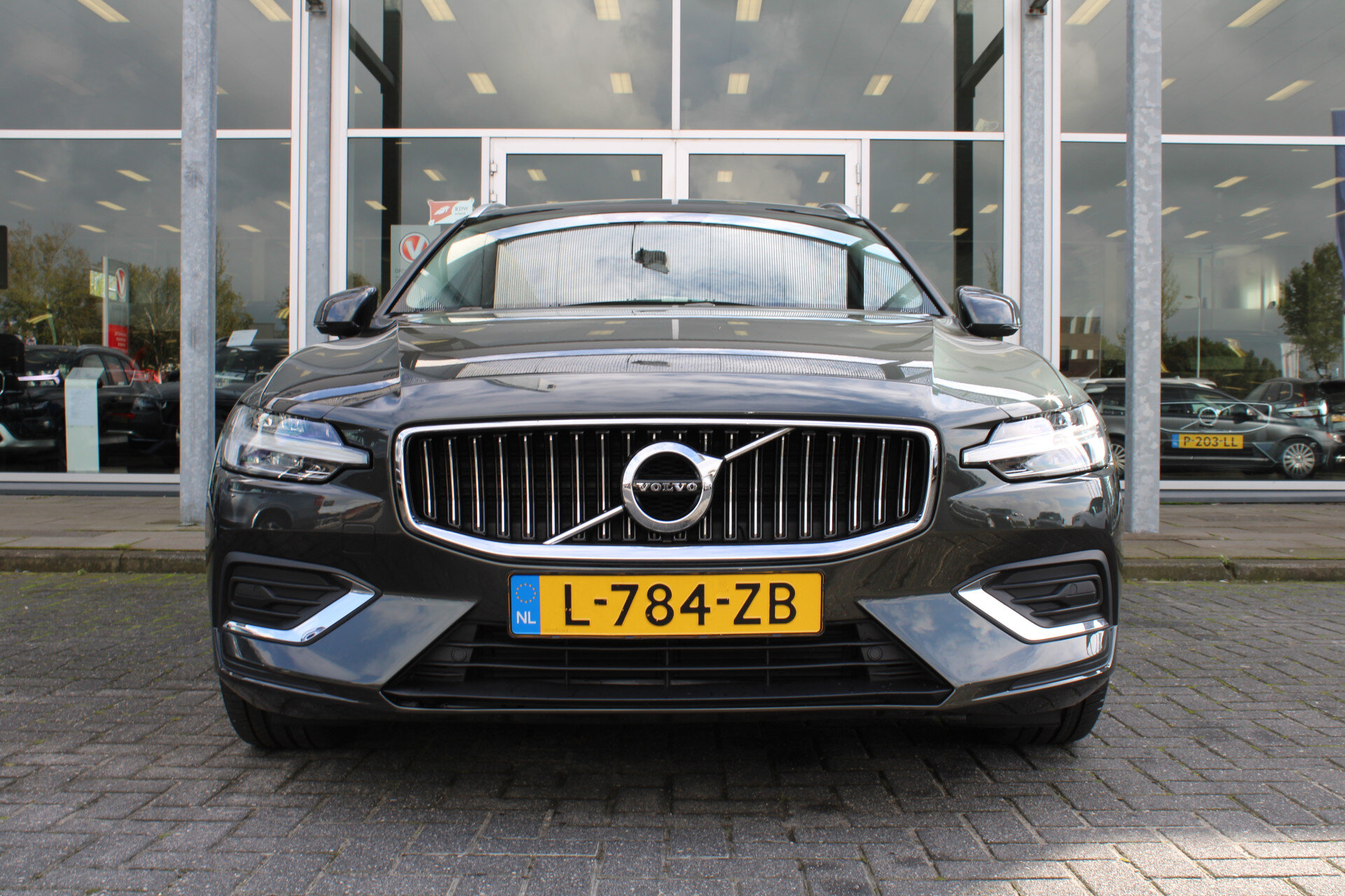 Volvo V60 B3 164PK Automaat Inscription - Afbeelding 4