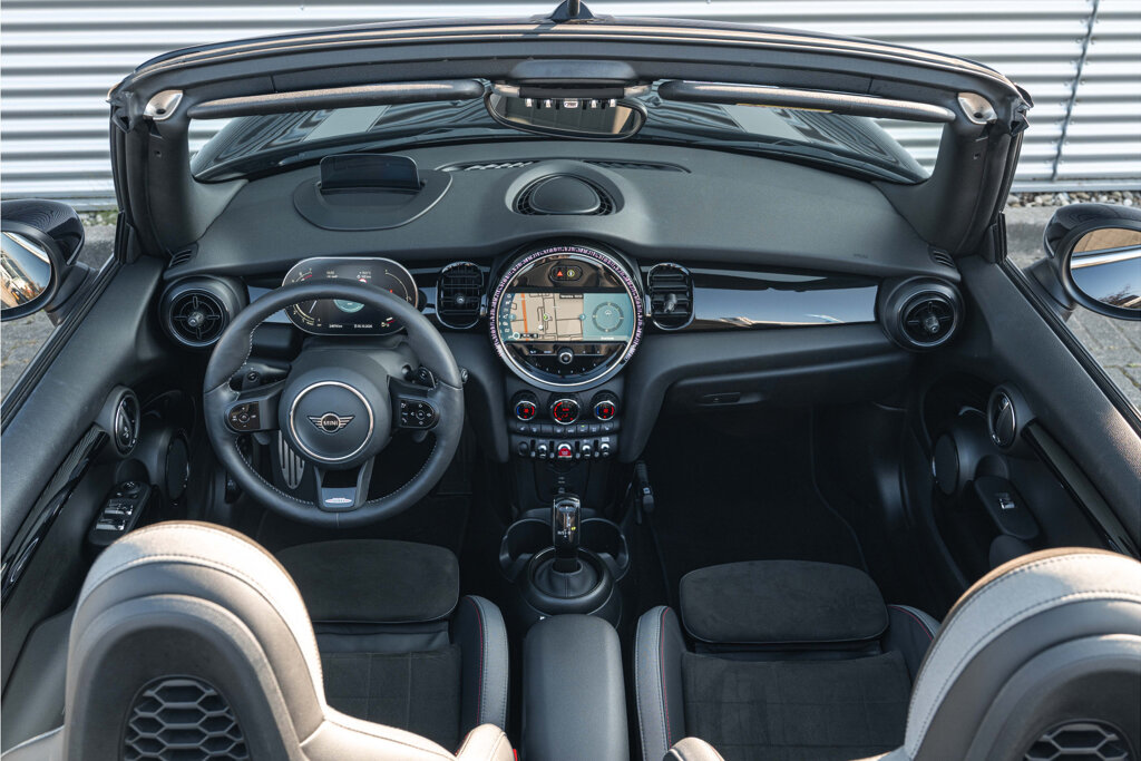 MINI Cooper S Cabrio 5