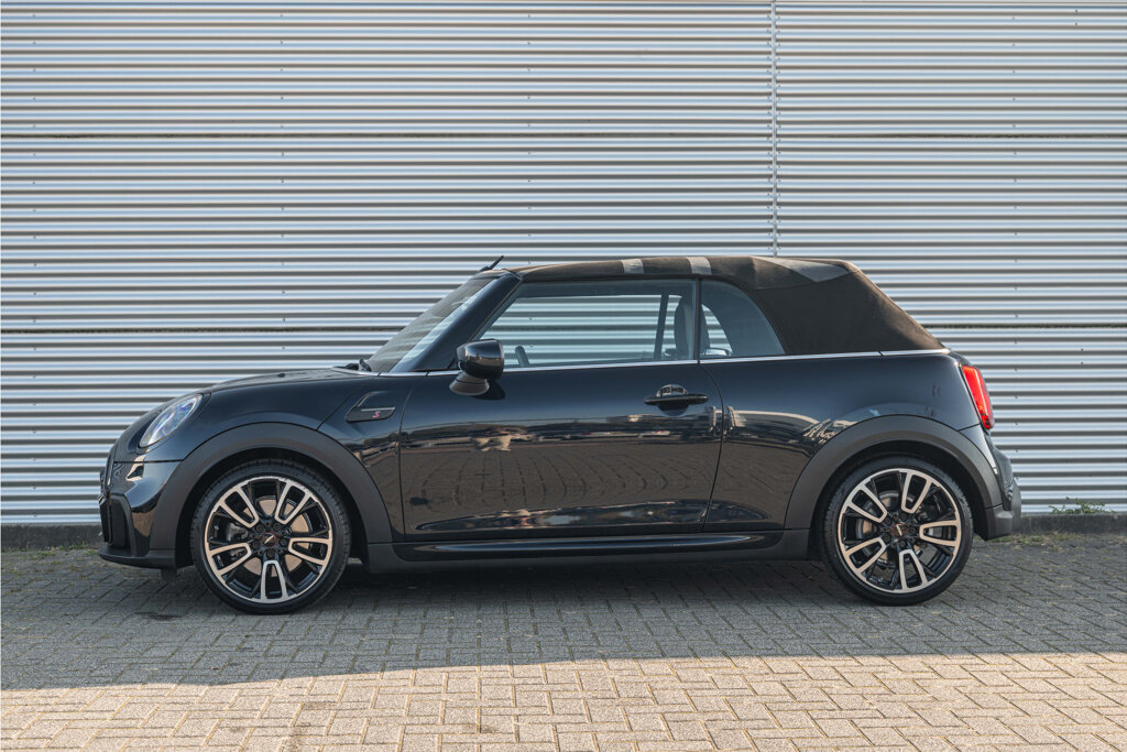 MINI Cooper S Cabrio 8