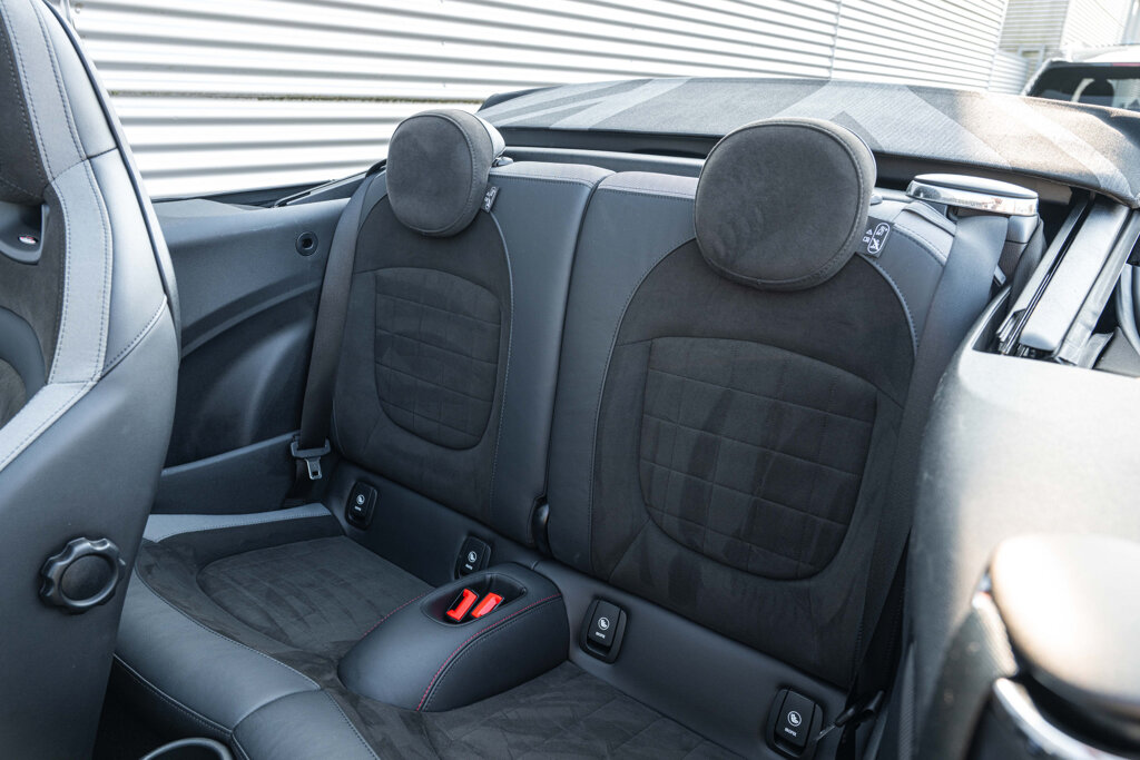 MINI Cooper S Cabrio 11
