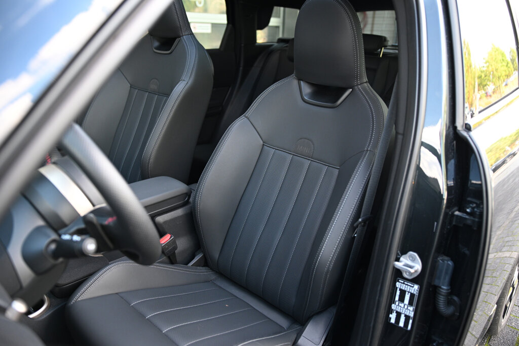 MINI Countryman 4