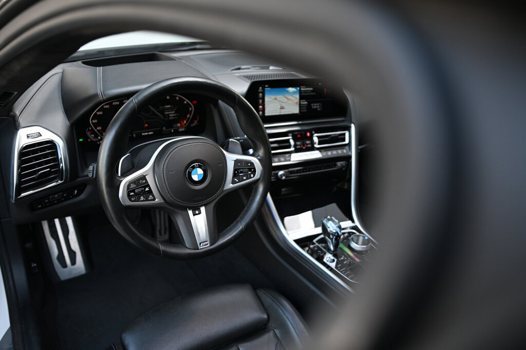 BMW 8 Serie 11