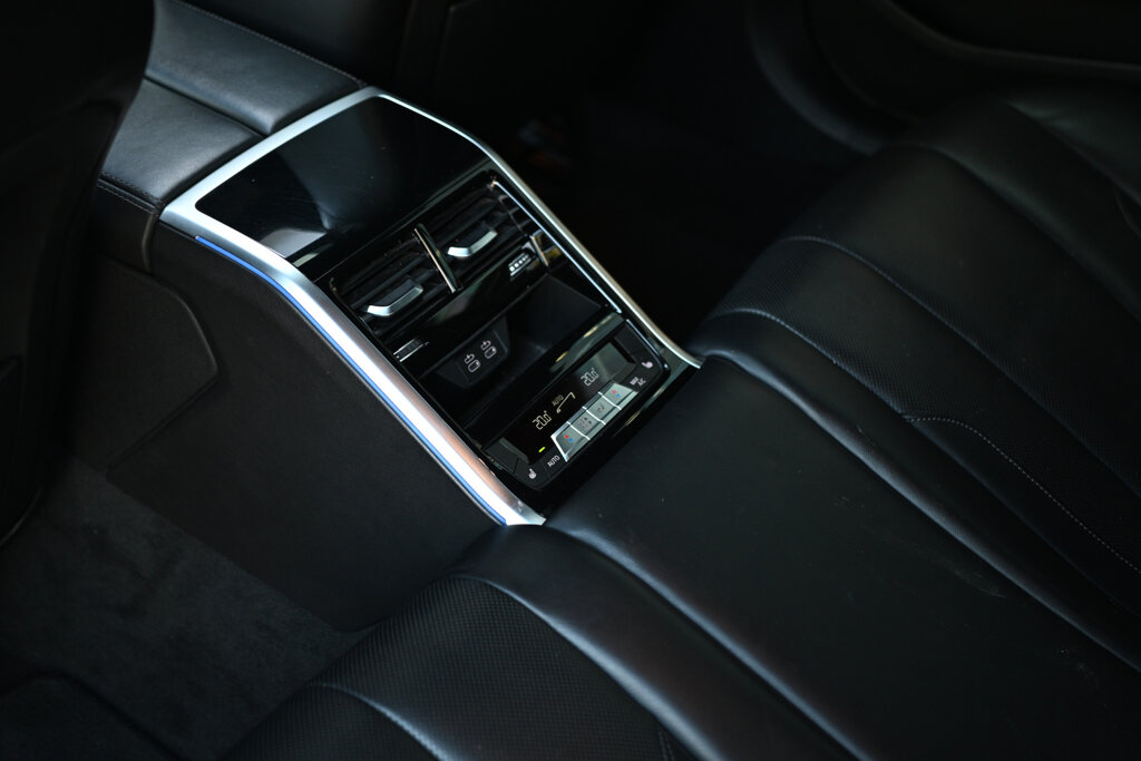 BMW 8 Serie 26