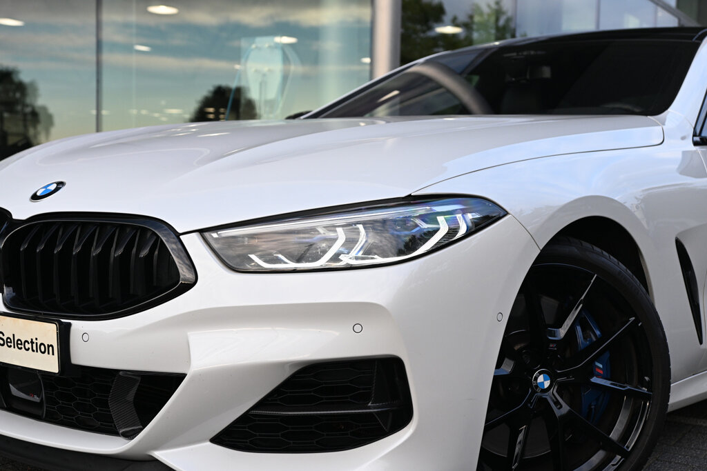 BMW 8 Serie 28