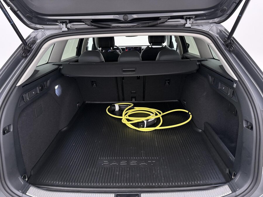 Volkswagen Passat Variant 1.5 eHybrid Business