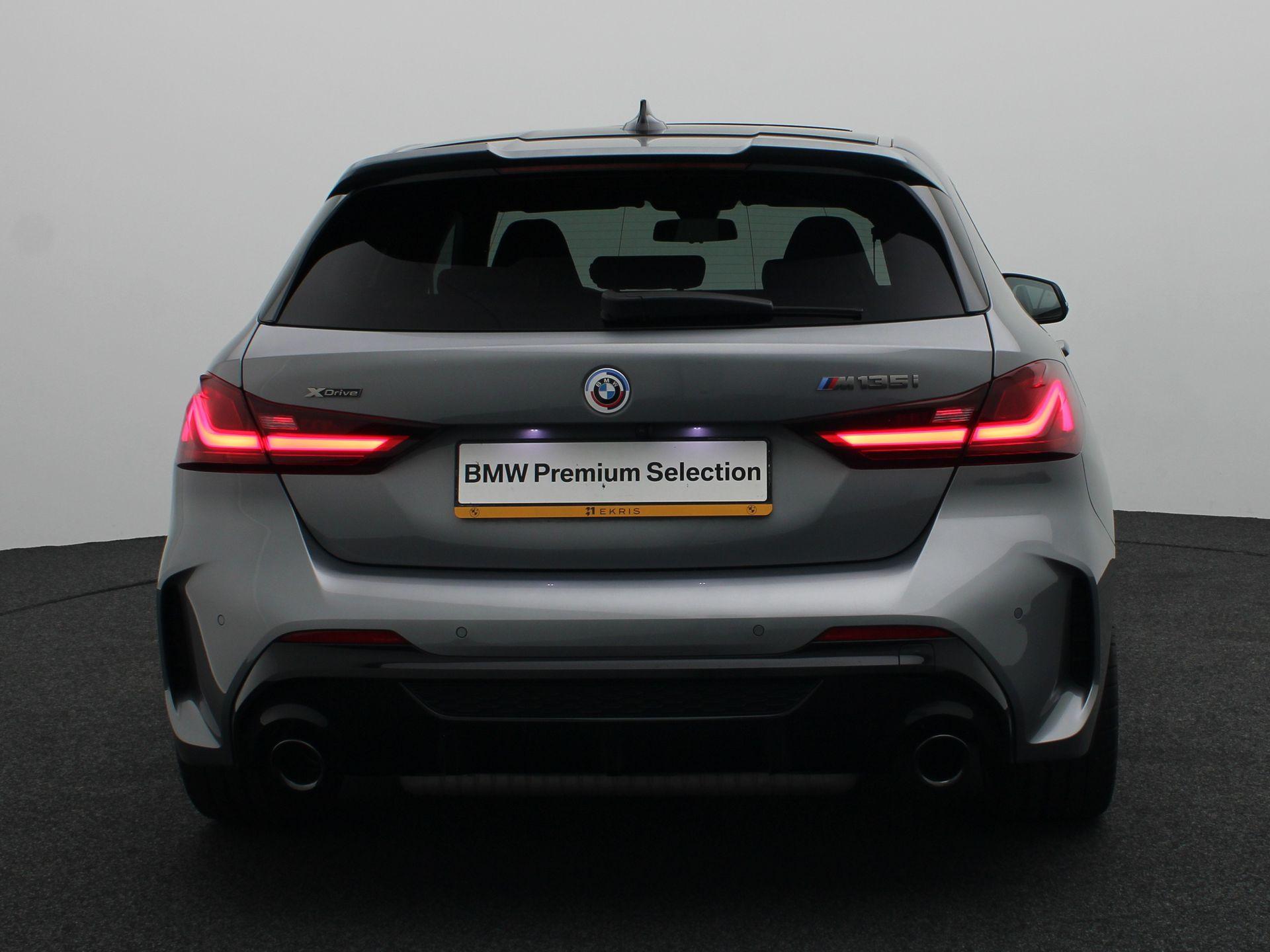 BMW 1 Serie 5-deurs M135i xDrive - Afbeelding 5