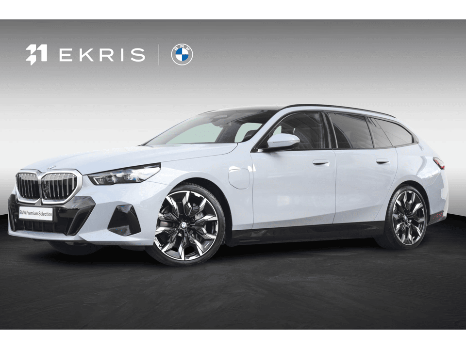 BMW 5-serie Touring 550e xDrive - Afbeelding 1