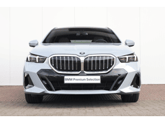 BMW 5-serie Touring 550e xDrive - Afbeelding 2