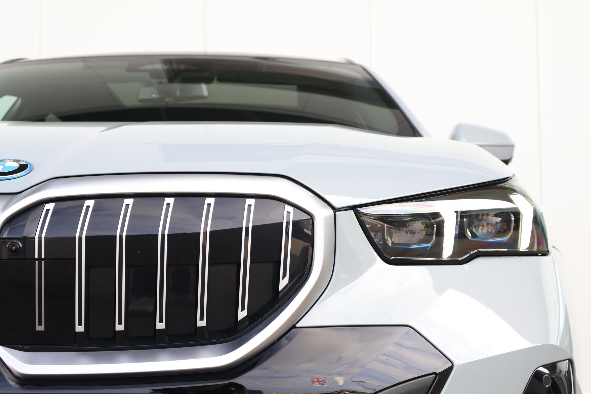 BMW 5-serie Touring 550e xDrive - Afbeelding 3