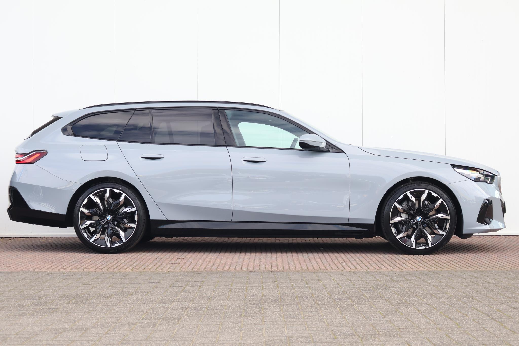 BMW 5-serie Touring 550e xDrive - Afbeelding 5