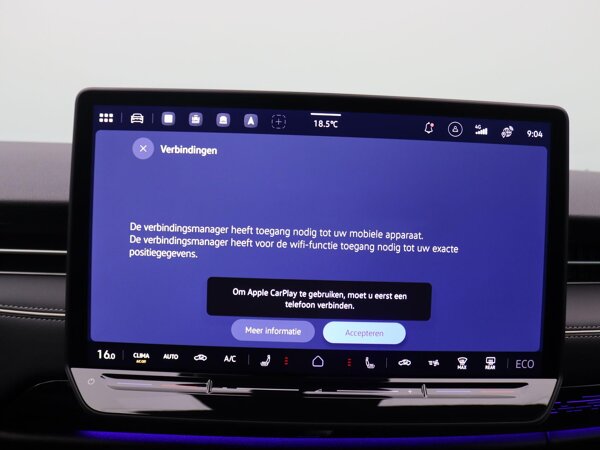 Apple Carplay/Android Auto Apple Carplay/Android Auto