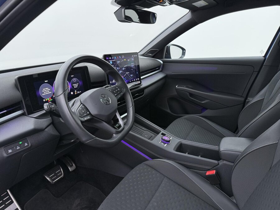 Volkswagen T-Roc 1.5 eTsi R-Line First Edition