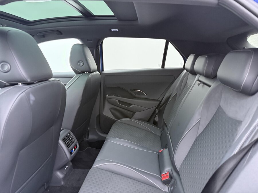 Volkswagen T-Roc 1.5 eTsi R-Line First Edition