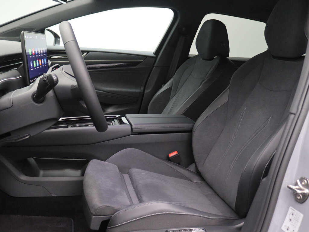 Volkswagen ID.7 Tourer Limited Edition Plus 86 kWh 286PK Aut. Trekhaak, Head-Up Display, Navi, Keyless, 19" LM Velgen, 360gr. Camera, Memorystoel, Elektr. Achterklep - Obraz 5