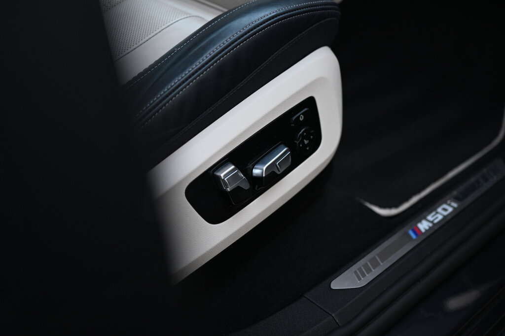 BMW X6 38