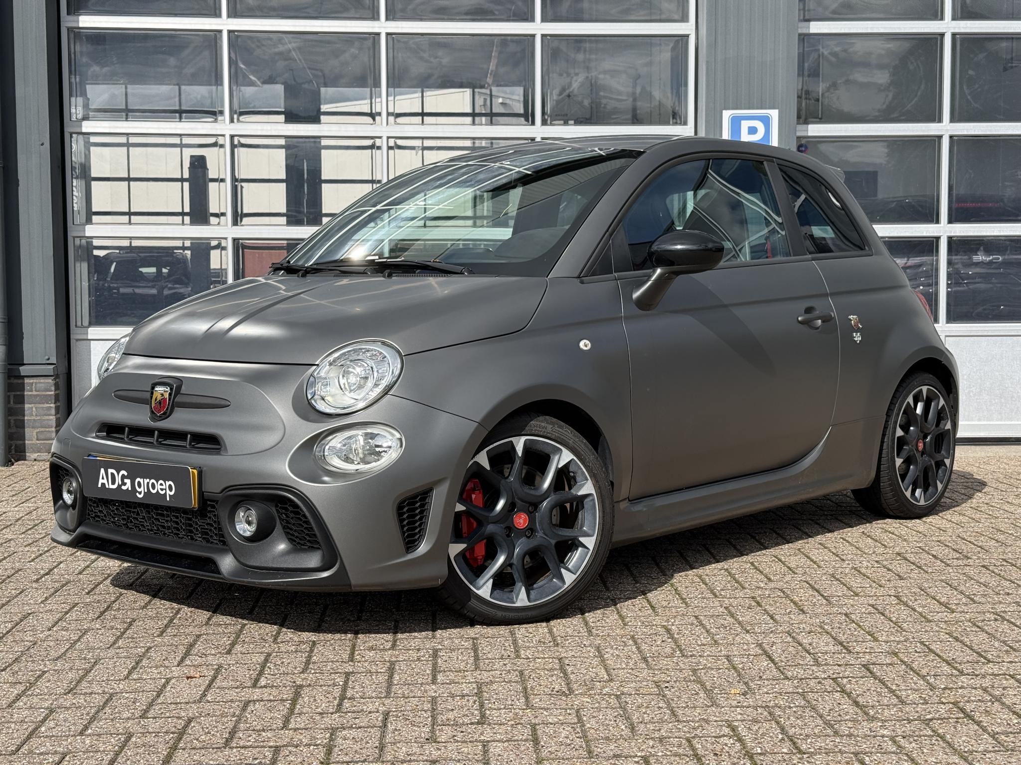 Fiat 500 1.4 T-Jet Abarth Competizione 70th Anniversary