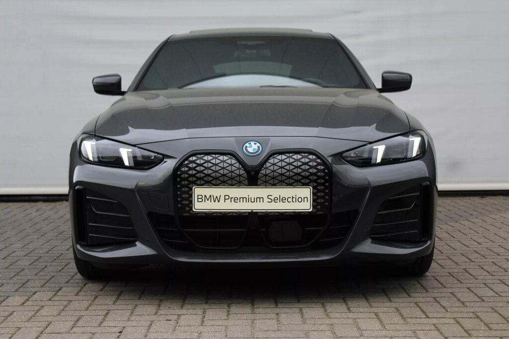 BMW i4 2