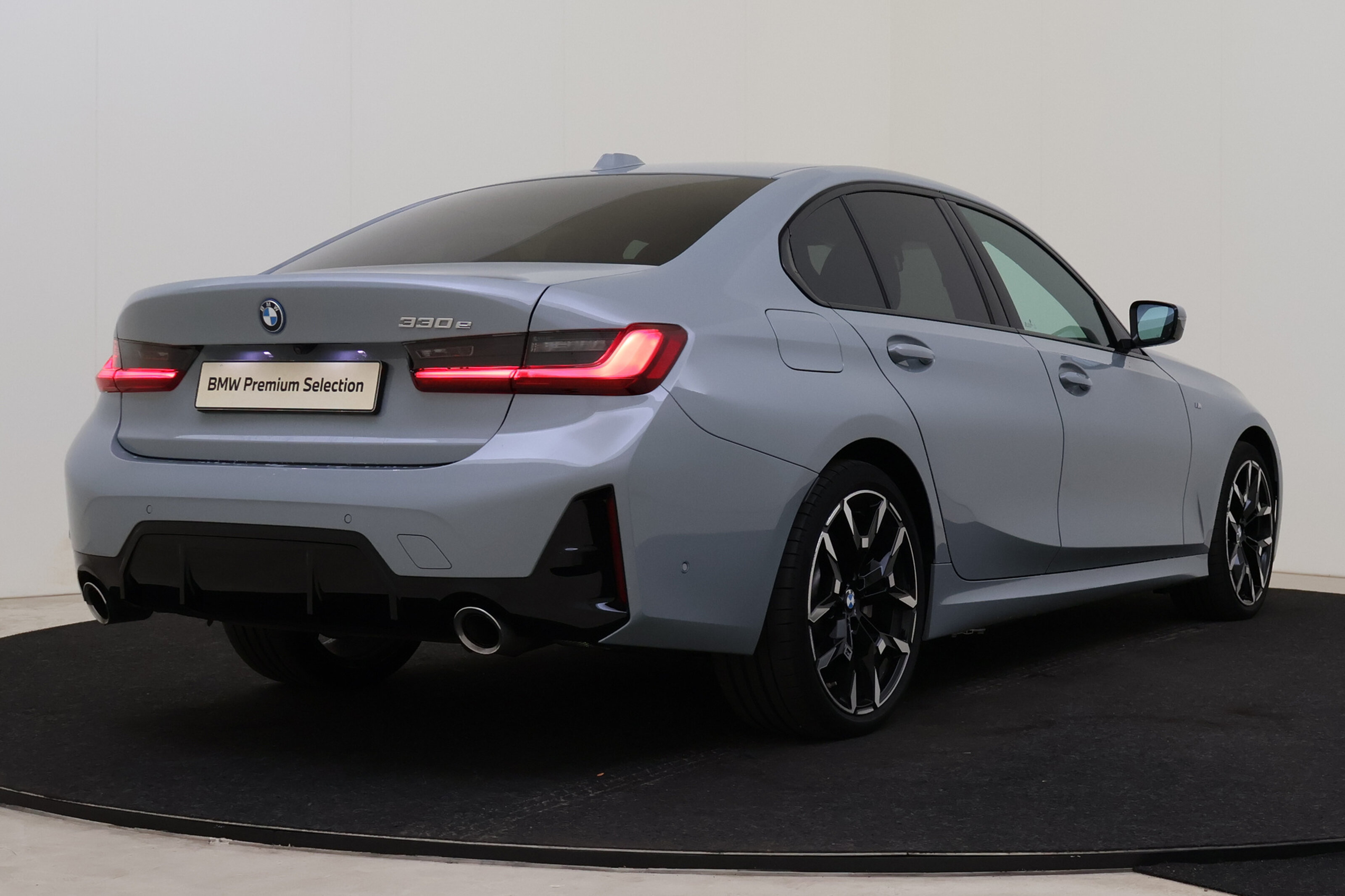 BMW 3 Serie 330e M Sport Automaat