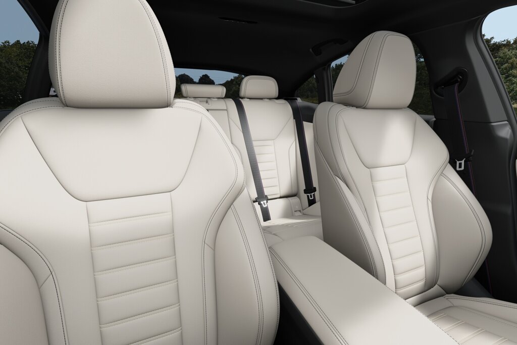 BMW i4 10