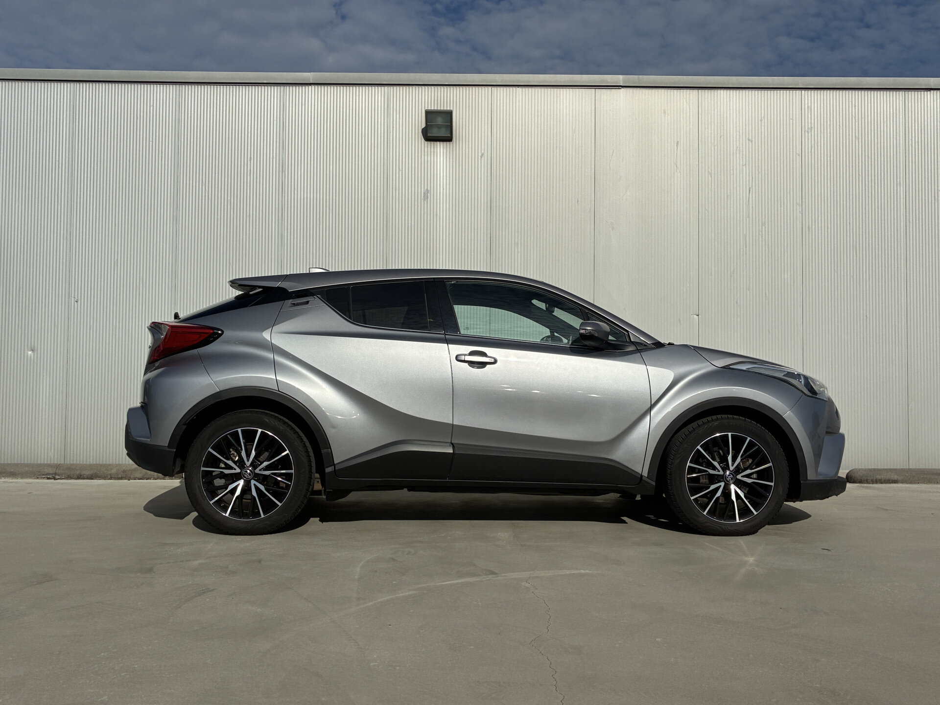 Toyota C-HR 1.8 Hybrid Dynamic - Afbeelding 3