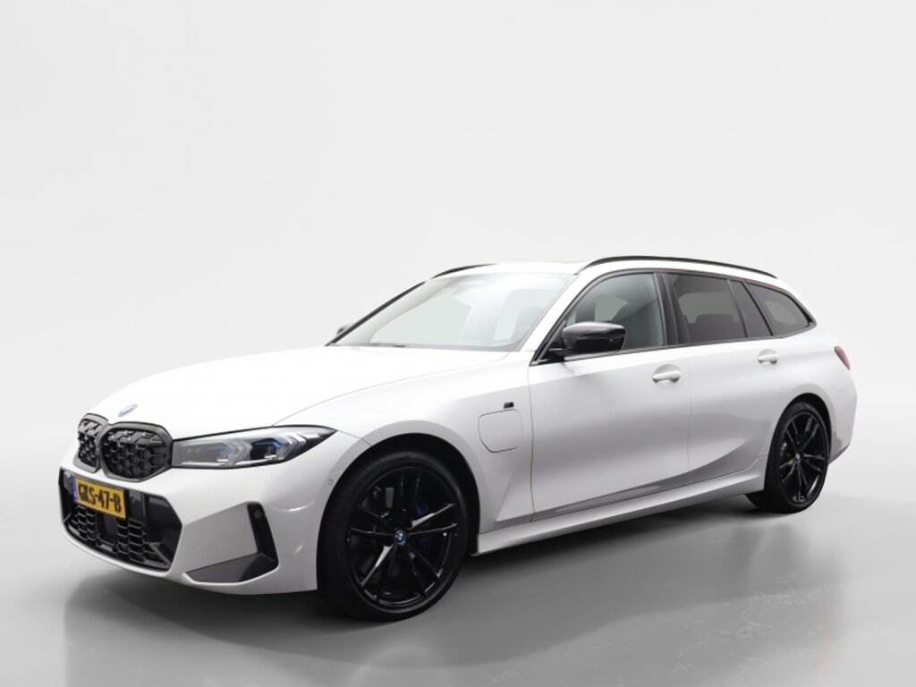 BMW 3 Serie Touring 330e M-Sport | Adaptieve cruise | Pano | Elekt. trekhaak