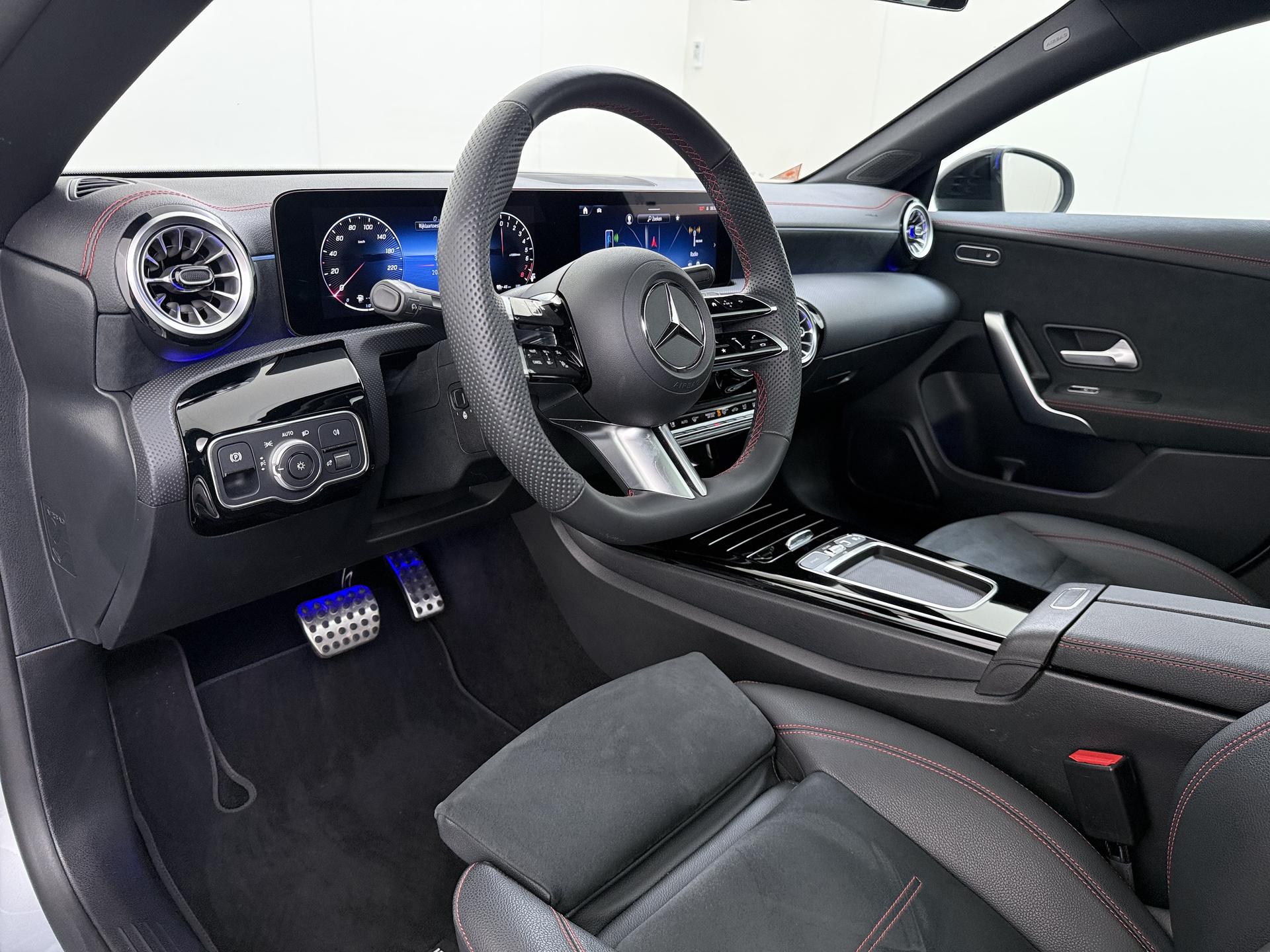 Mercedes-Benz CLA-klasse 250 e Business Solution AMG