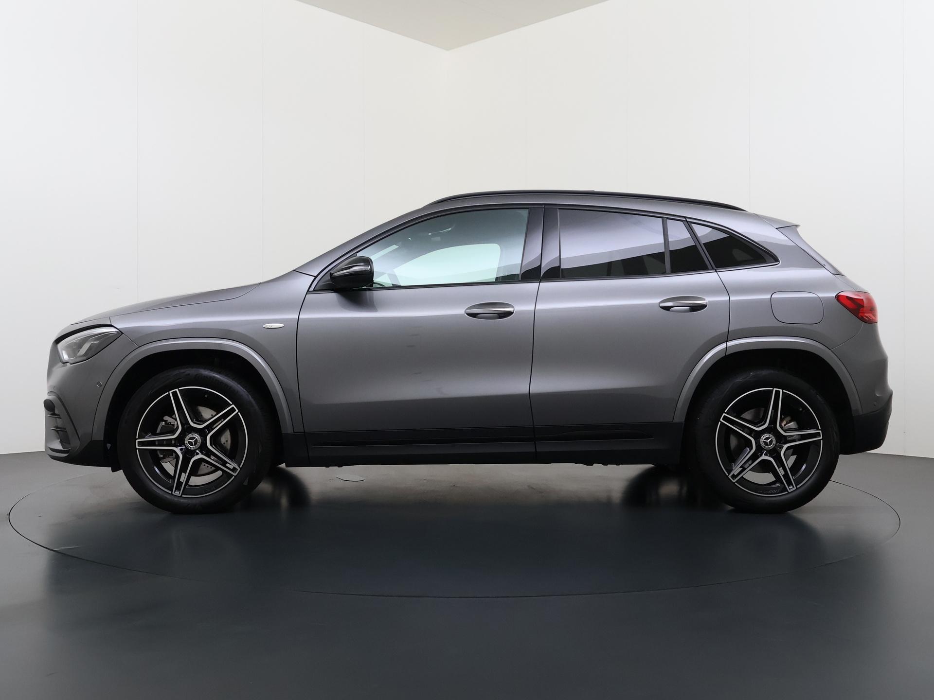 Mercedes-Benz GLA-klasse 250 e Business Solution AMG - Afbeelding 3