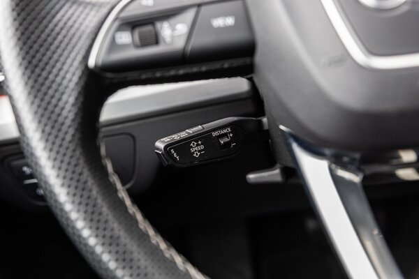 cruise control adaptief met Stop&Go cruise control adaptief met Stop&Go