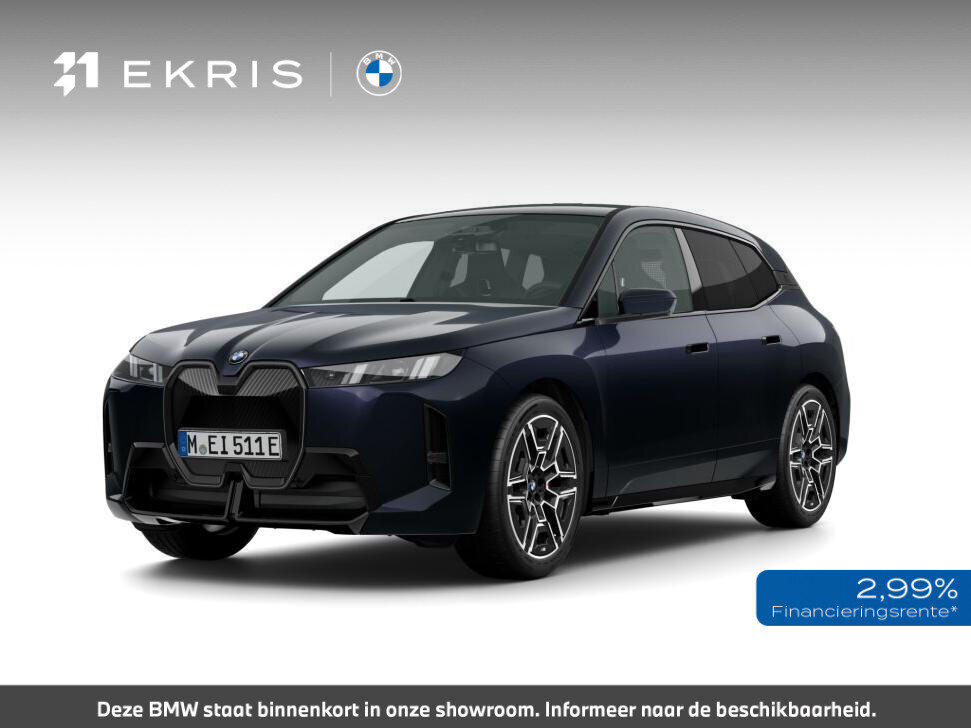 BMW iX xDrive45 101 kWh