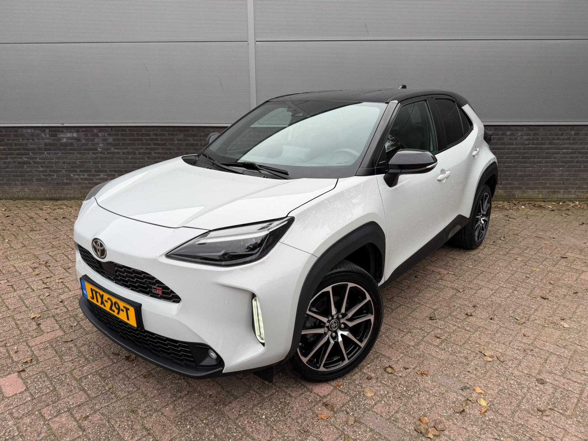 Toyota Yaris Cross 1.5 Hybrid GR Sport Limited - Afbeelding 1