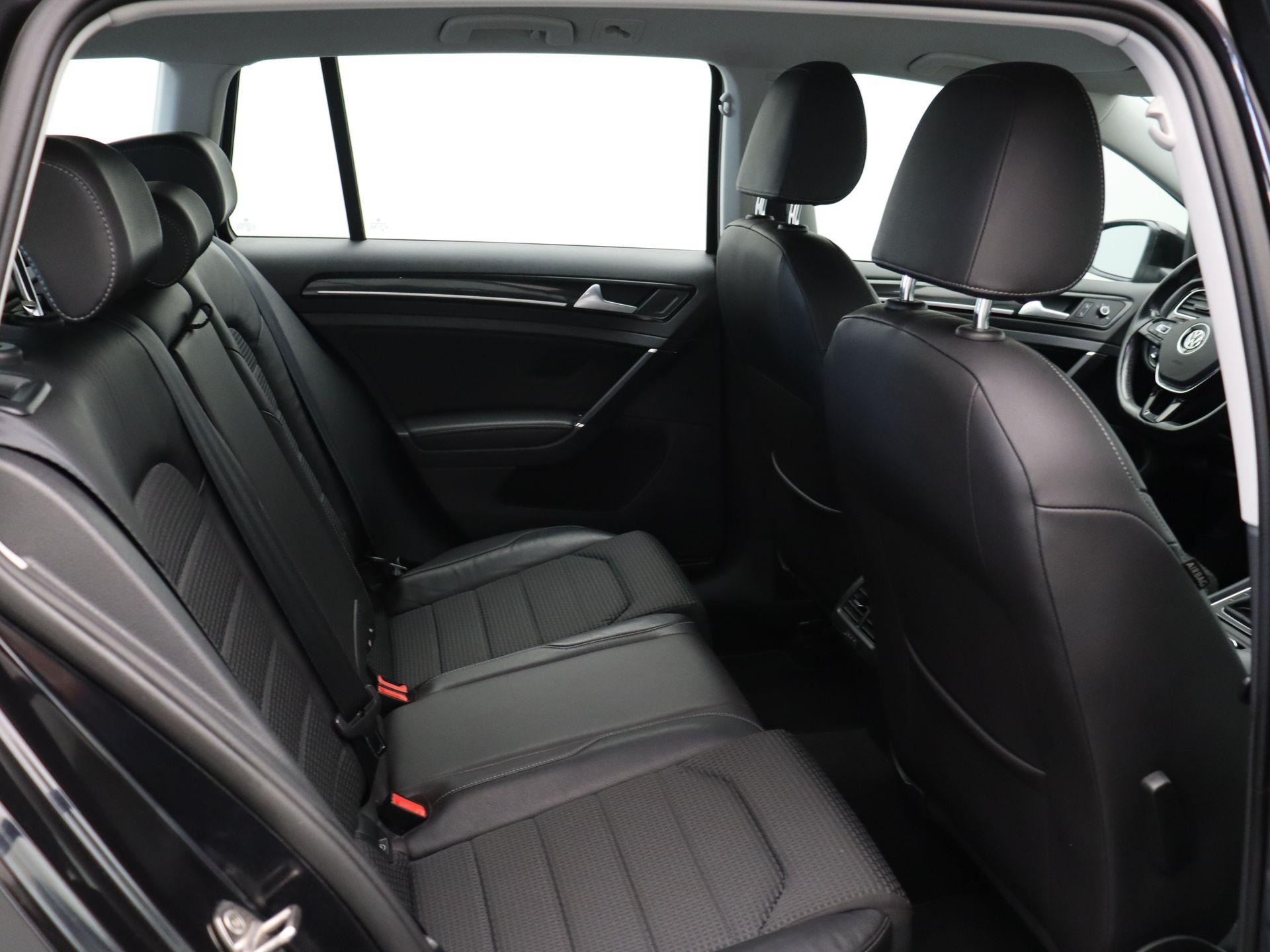 Volkswagen Golf Variant 1.4 TSI Business Edition - Afbeelding 9