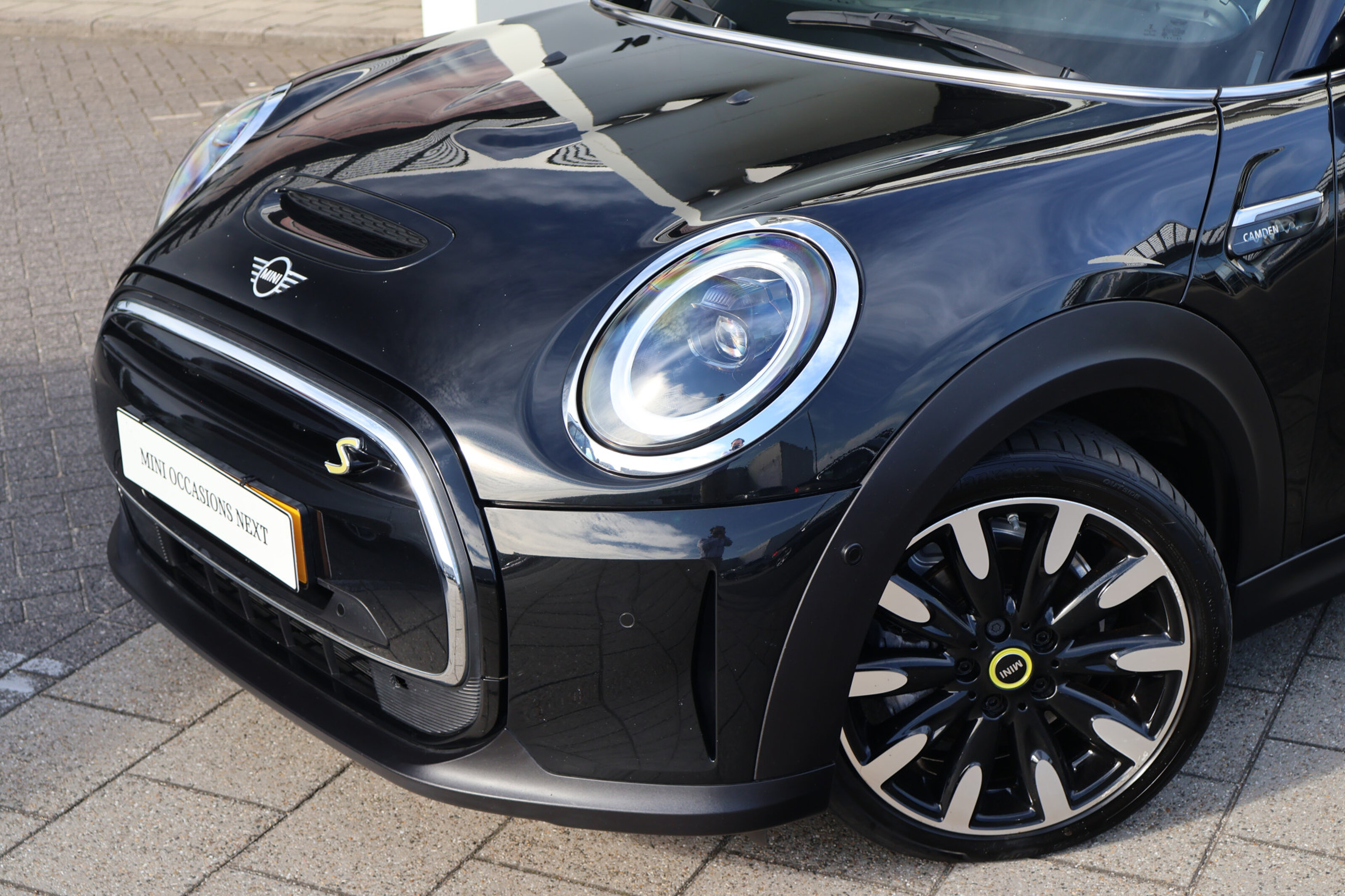 MINI Electric Camden Classic
