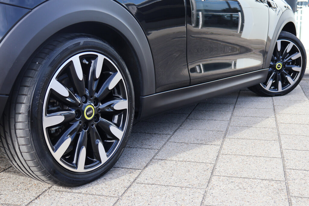 MINI Electric 11
