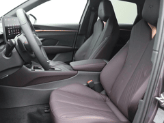 CUPRA Terramar 1.5 TSI e-Hybrid VZ Performance 272PK DSG Pano-Schuifdak, Trekhaak, 20" LM Velgen, Matrix-LED Verlichting, Leder, Head-Up Display, 360gr. Camera, Sennheiser Audio, Keyless, Side Assist - Obraz 5