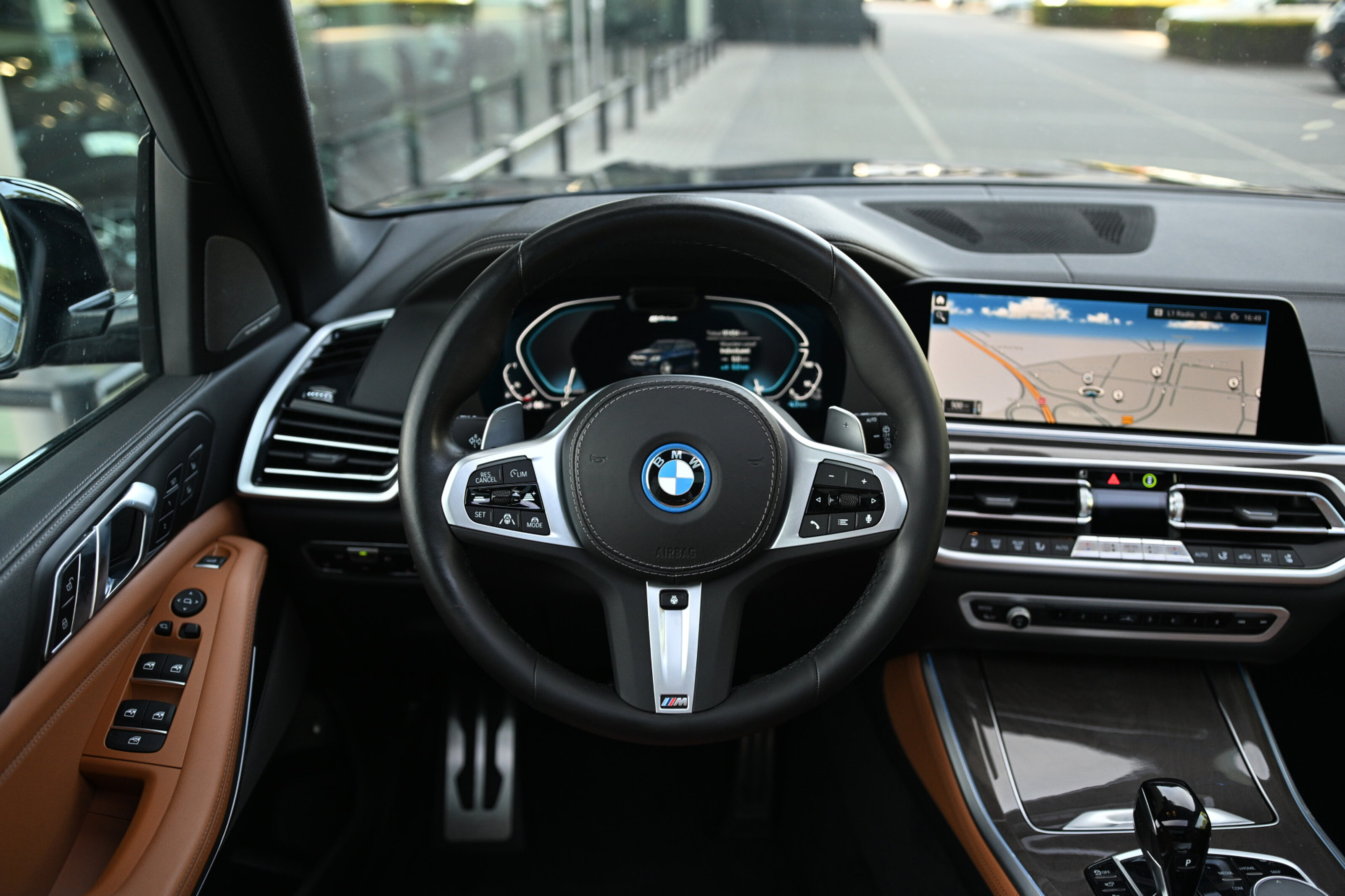 BMW X5 8