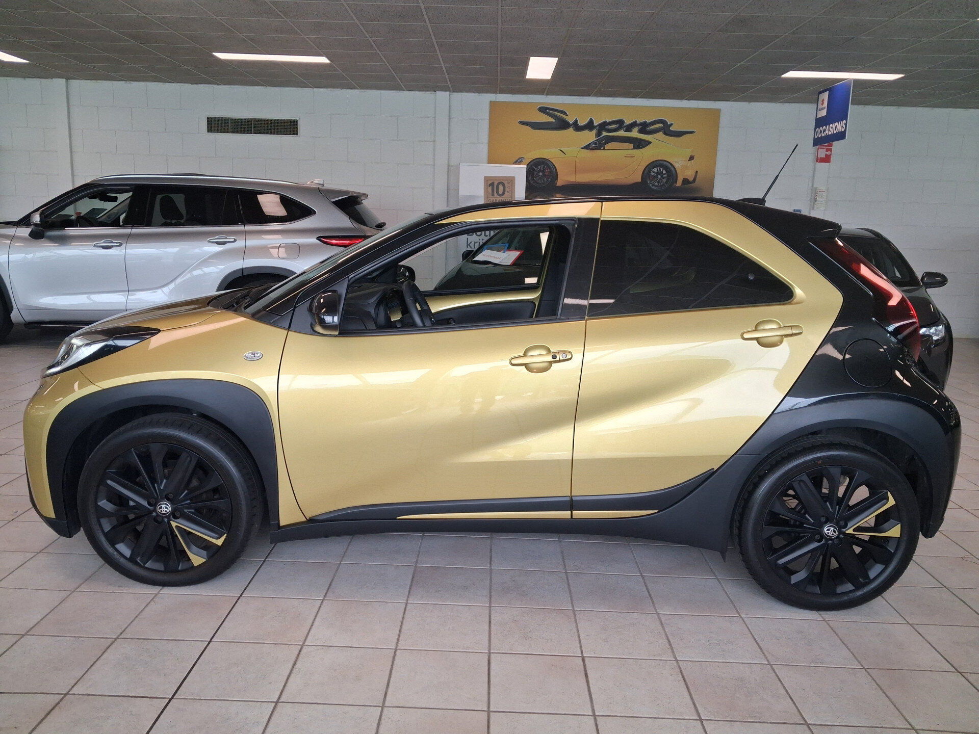 Toyota Aygo X 1.0 VVT-i S-CVT Premium - Afbeelding 3